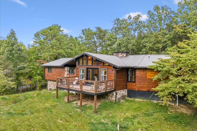 Livin' The Dream (90)