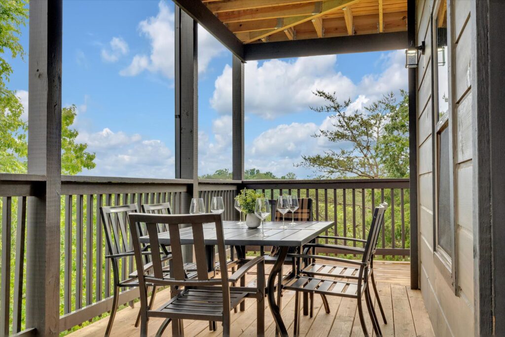 Falcon Heights (12) - Exterior