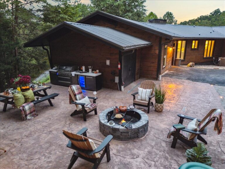 Livin' The Dream (105)