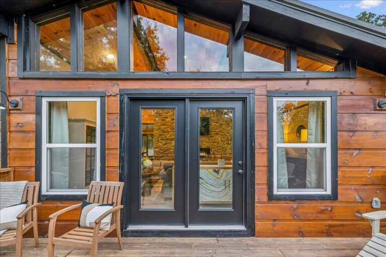 Livin' The Dream (2)