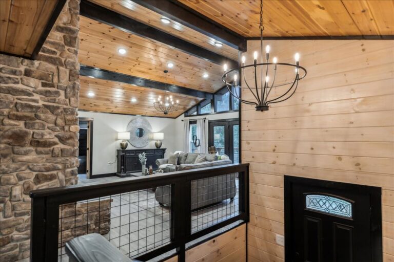 Livin' The Dream (5)