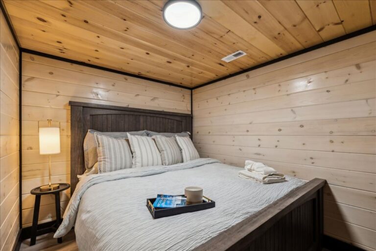 Livin' The Dream (54)