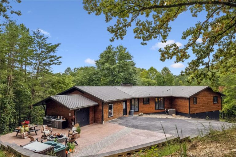 Livin' The Dream (64)