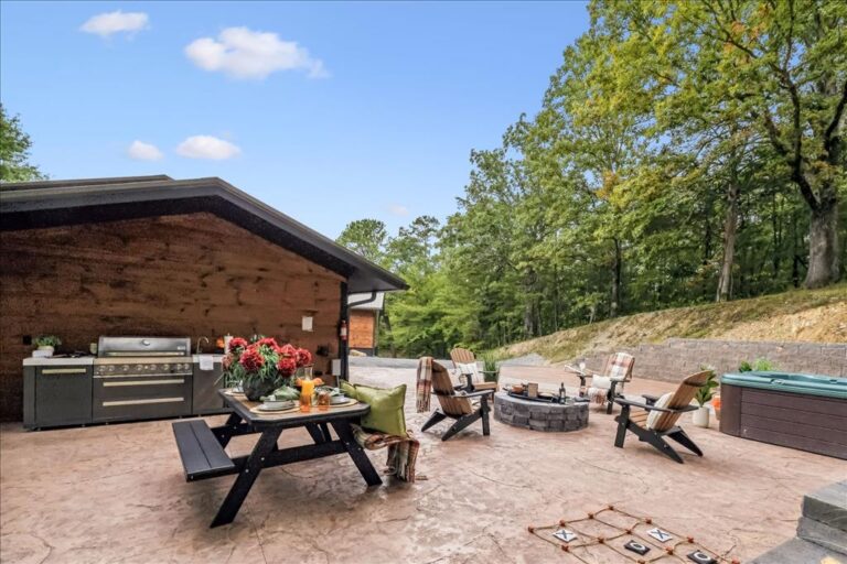 Livin' The Dream (70)