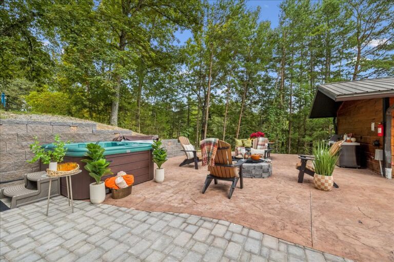 Livin' The Dream (77)