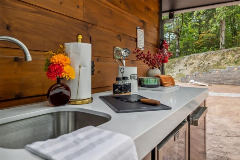 Livin' The Dream (80)