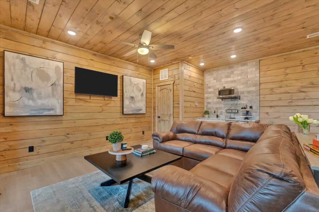 Cabin in the Clouds (37)