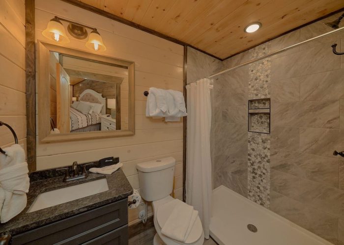 Private Master Bathroom in 6 bedroom cabin