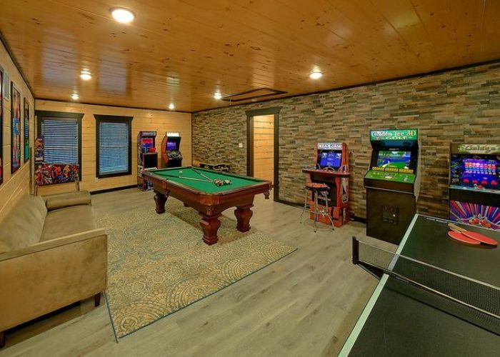 5 bedroom cabin game room with Pool Table