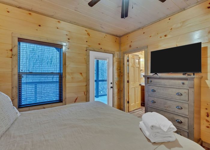 Cabin Master Bedroom with King bed, TV and bath