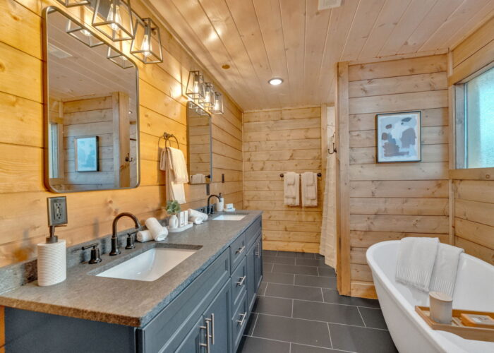 Top Notch (31) - Full bathroom