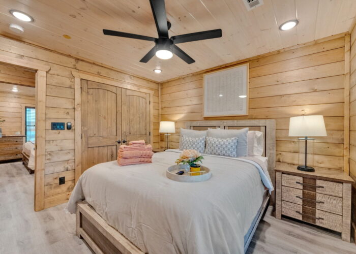 Top Notch (64) Bedroom 5