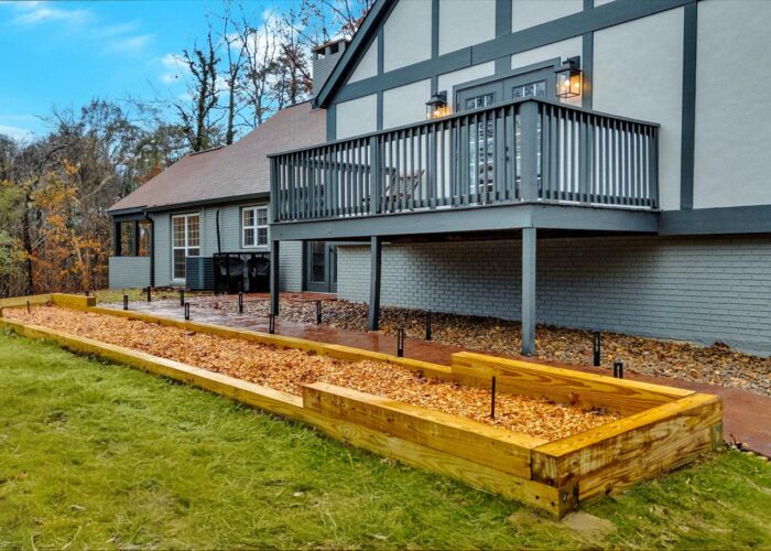 Whispering Pines (23) Exterior