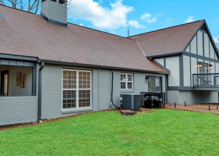 Whispering Pines (24) Exterior