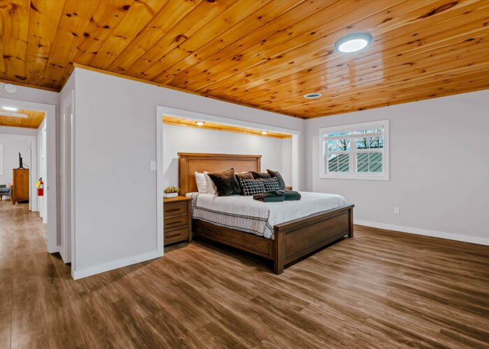 Whispering Pines (51) Bedroom