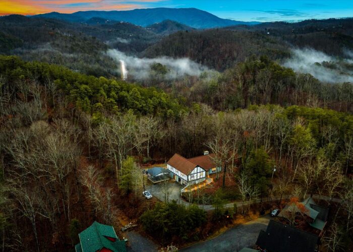 Whispering Pines (6) Mountain View