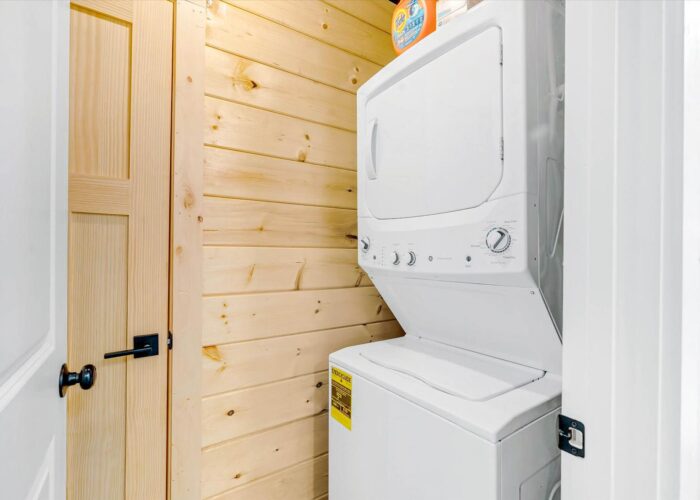 Whispering Pines (61) - Laundry