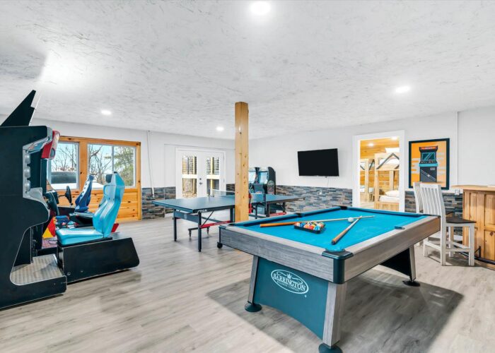 Whispering Pines (68) - gaming room